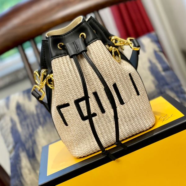 

bucket bag straw bags 2022 luxury designer brand fashion shoulder handbags women chains purse clutch wallets cross body totes artwork walle