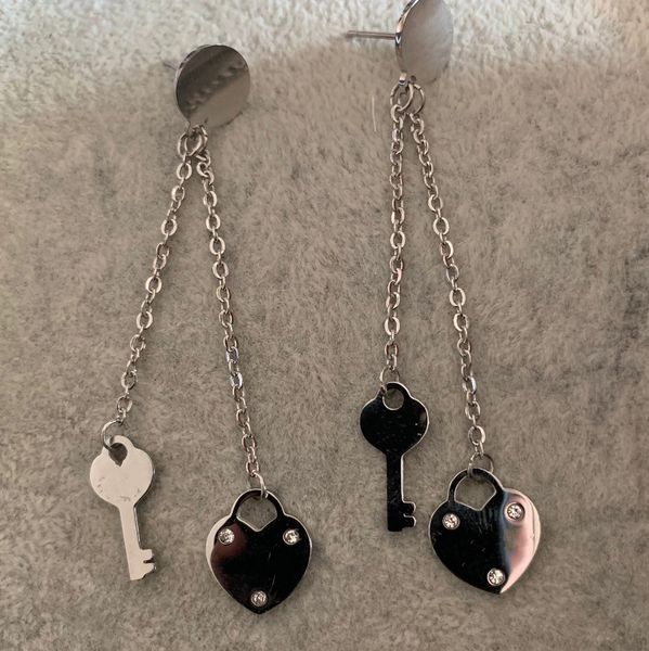 

2022 pendant design high polished hyperbole large heart dangle girl lady 316l stainless steel long big tassel earring women drop earrings fa, Silver