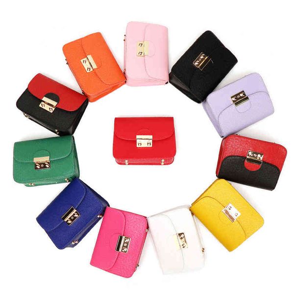 2022 New Brand Small Square Chain Bag Borsa a tracolla singola European American Fashion Women Borse Designer Y220409