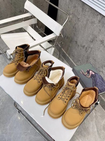 

autumn and winter lace up boots non slip sole warm and comfortable color 35-40, Black