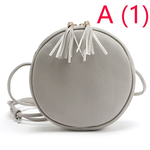 

fashionable totes common goods