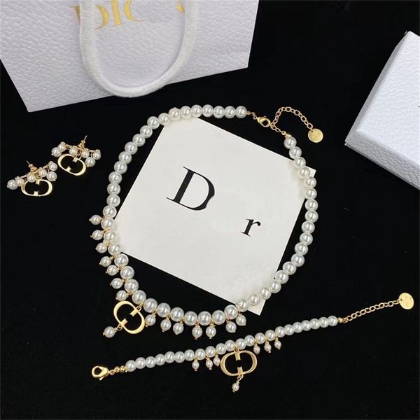 

81% off factory for sale pearl necklace bracelet made of brass silver needle, Black