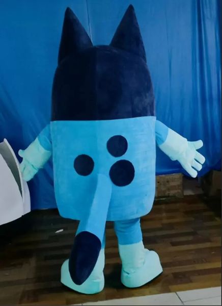 Costumi Il costume della mascotte del cane Bingo Costume da personaggio dei cartoni animati per adulti Vestito attraente Piano Regalo di compleanno262b