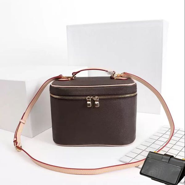 

22ss designer bag women diagonal shoulder bag luxury handbags fashion letter classic cross body cosmetic bags-