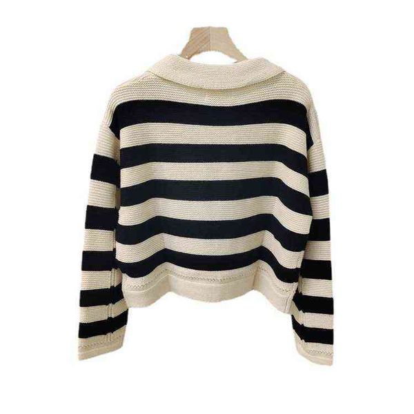 

2022 autumn new ce deep v-neck stripe short loose sheep sweater simple slim long sleeve women, White;black