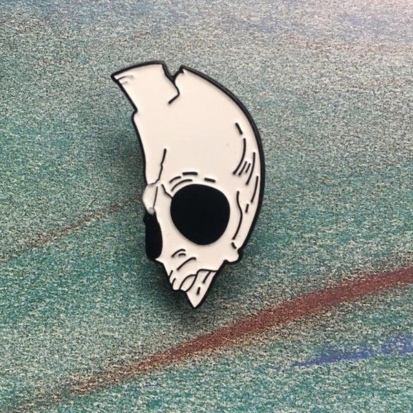 Pins, Broschen, schwarz und weiß, die Hälfte des Alien-Kopfes, emailliert, für die Sammlung Kirk22