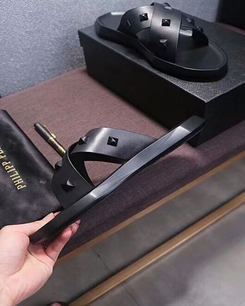 

luxury mens slipper designer slide summer sandals fashion men beach outdoor flat rubber flip flops shoes slippers with box size 38-46, Black