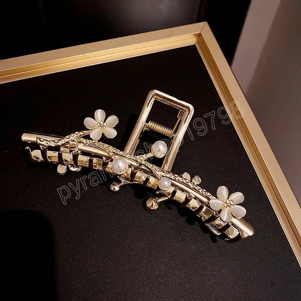 

korean flower pearl hair clip female high-end clips women back head plate hair claw femme hair assessories, Slivery;white