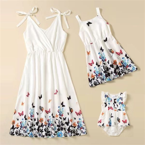 Família Conjunto de borboletas Mãe filha combinando vestidos tanque mãe mãe bebê mamãe e eu roupas roupas moda feminina meninas vestido 220531