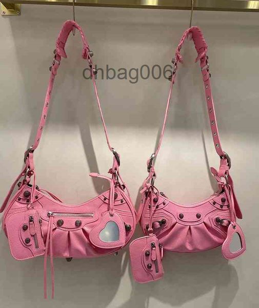 

designer bags lecagole le handbags b caogle 2022 home high version vintage rivet locomotive moon tooth saddle armpit female messenger aaxz r