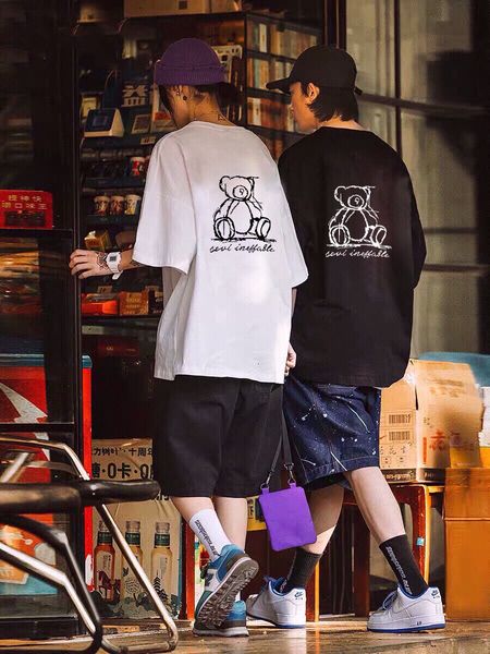 

new line graffiti cartoon bear short sleeve t-shirt lovers t-shirt, White