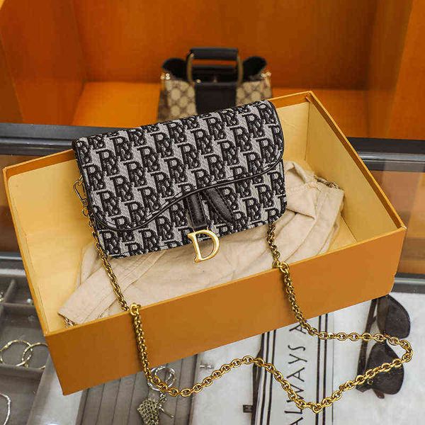 

factory online export designer tide brand ladies bag women 2022 new fashion msenger women's net red chain saddle