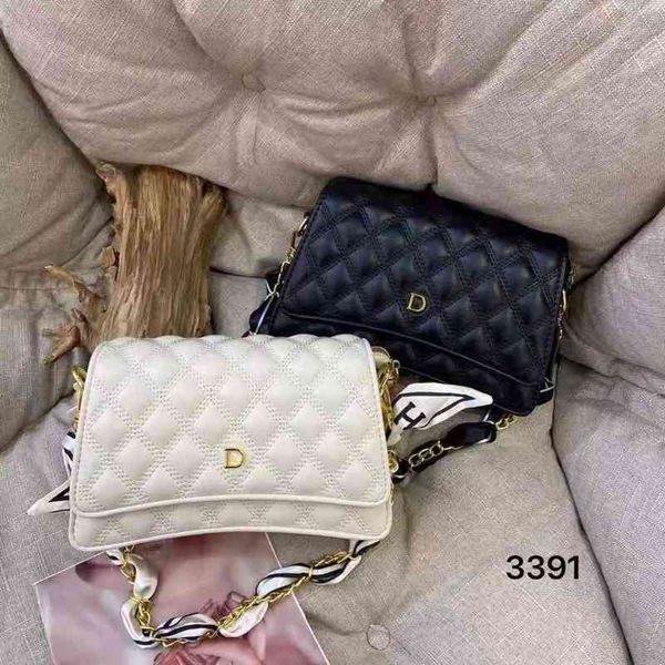 

factory direct wholesale celebrity style lingge embroidery thread fashionable women's 3392 silk scarf small manwaist square bag