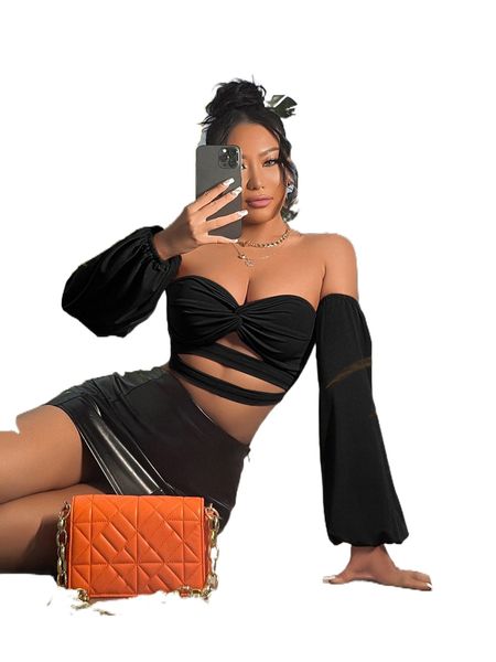 

sxy off shoulder twist front cut out crop h4go#, White