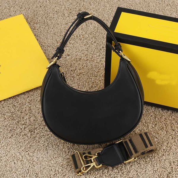 

designer bags2022wholesale fashion women armpit bag luxury designer half moon design leather canvas shoulder strap handbag