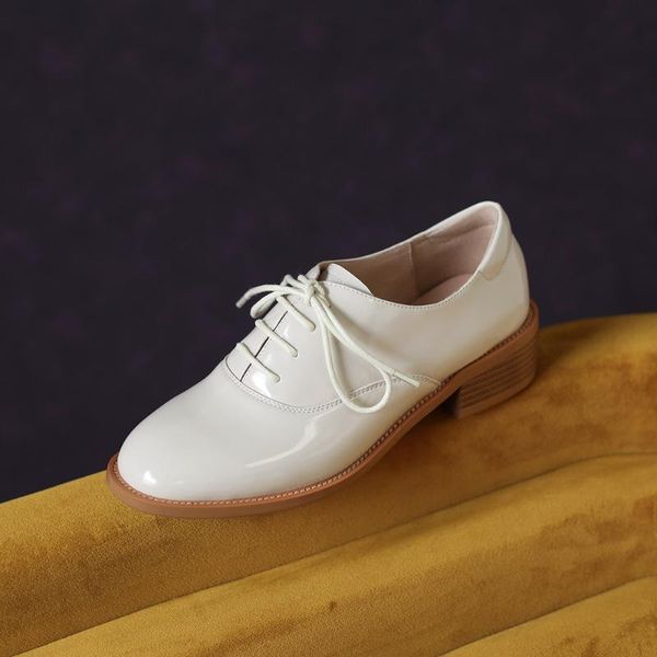 Sandálias outono primavera feminino oxford aparts clássicos sapatos de brogue patente