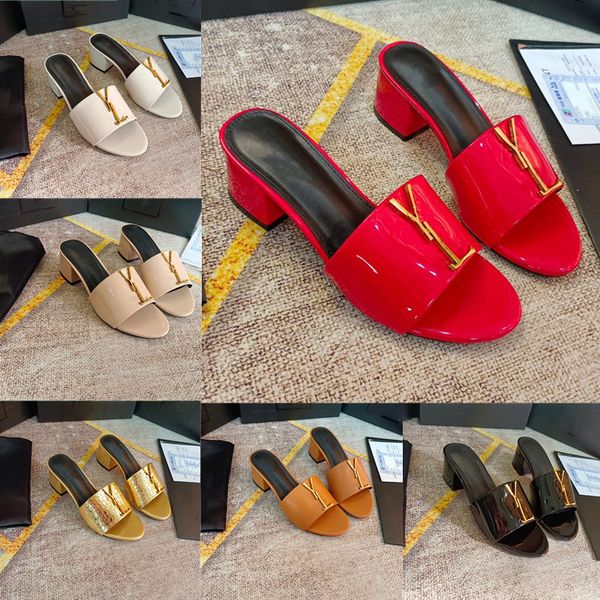 2022 Damen Sandalen High Heels Kleid Schuhe Klassische Hausschuhe Designer Metall Flip-Flops Gummi Leder Flats Jelly Schuhe Slide Strandschuh 35-42