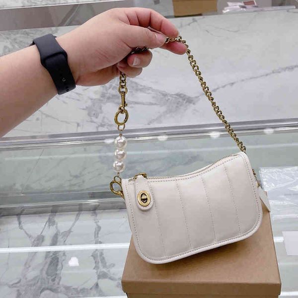 

evening bags designers women bag pearl chain handbags famous designer ladies shoulder purses bags fashion casual clutches 0110602