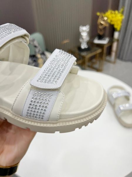 

2022 desiger women slippers genuine leather rhinestone velcro flat shoes black, white size 35-40