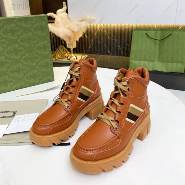 

2022 luxury designers women martin boots leather vintage ladies ankle booties fashion comfortable autum outdoor walking platform, Black