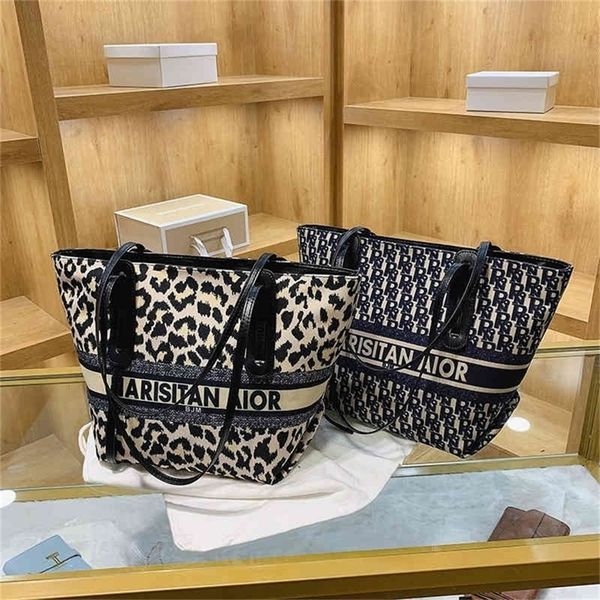 

32% off 2022 trend fashion design bags net red printed high-capacity