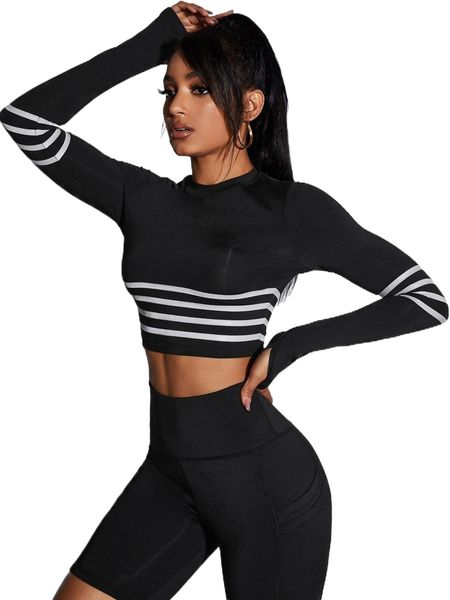 

striped crop sports tee with thumbhole 18uy#, Gray