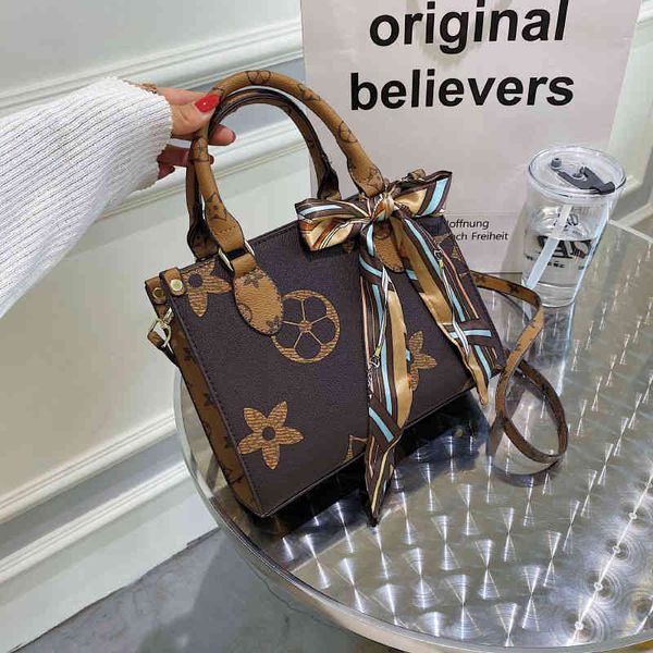 

factory outlet cross net red ins versatile korean one shoulder portable 2022 new tote bag women's large capacity