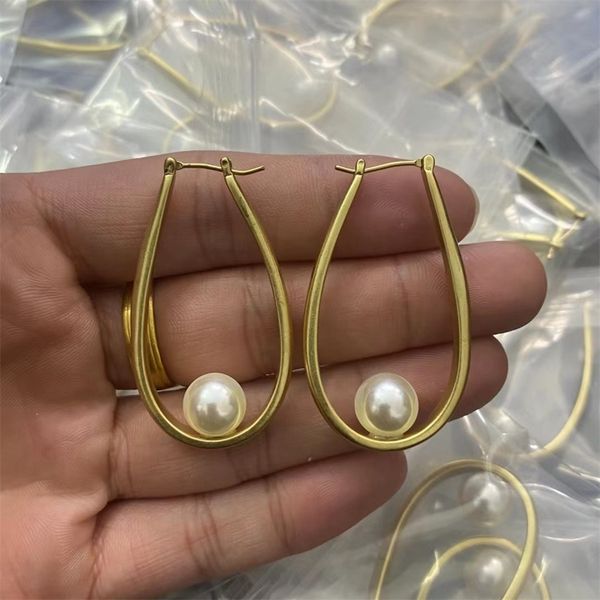

letter oval pearl earrings female senior used earrings, Golden