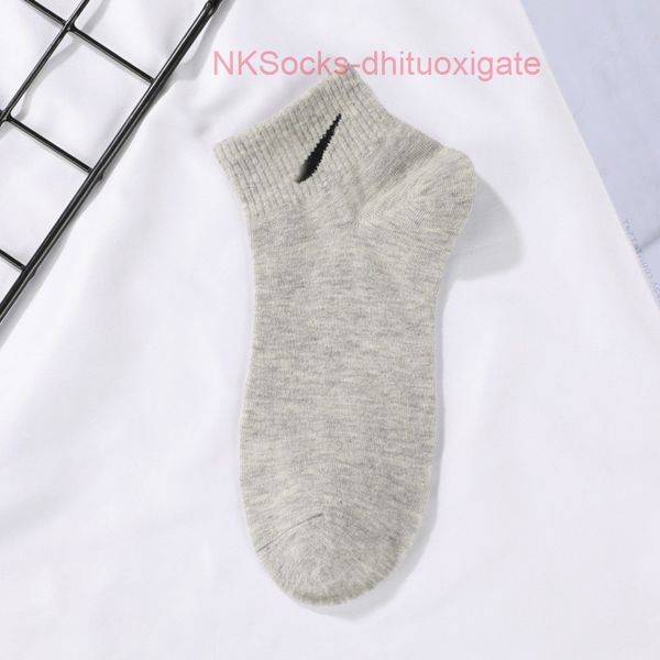 

classic men's fashion socks hook brand designer women's leisure lovers' short tube sportsocks luxury women men breathable ver, Black