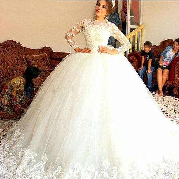 

luxury princess ball gown wedding dresses 2022 long sleeve lace appliques arabic elegant bridal gowns vestido de noiva, White