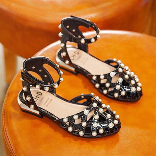 

2022 summer new kids girls sandals hollow out pu leather round toe toddler baby sandal pearl soft sole childrens princess shoes, Black;red