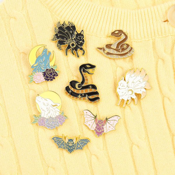 

european animals series clothes brooch wolf bat snake fox alloy corsage badges moon star sun flowers lapel pins for backpack hat sweater clo, Gray