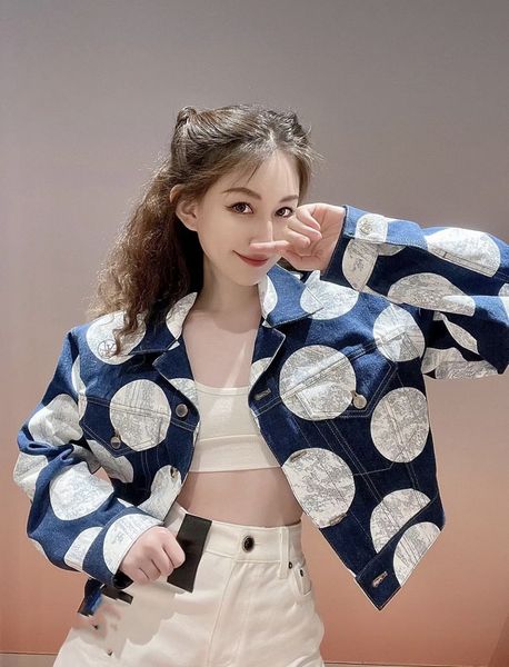 

2022 vintage dot denim jacket designed by luxury designer, Black;brown