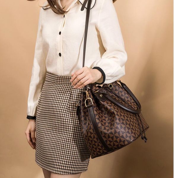 

742-f women luxurys designers bags crossbody handbags womens purses shoulder shopping totes bag