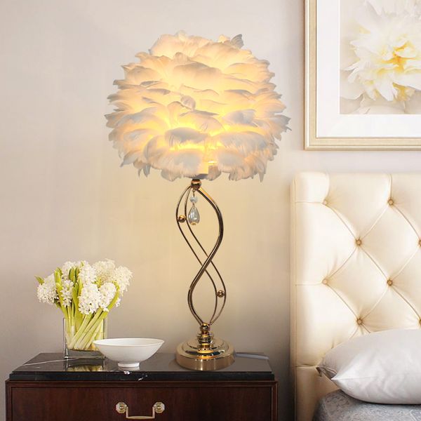 Современное перо Кристаллическое золото настольная лампа с прикроватом, читающая гостиная спальня EU Plug E27 освещенные лампы
