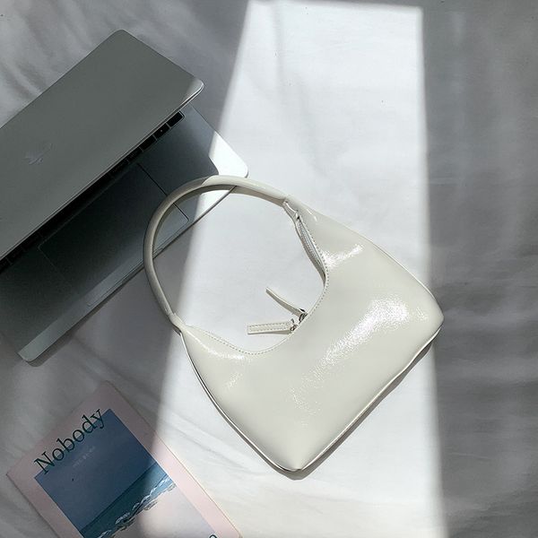 

designer bag hand pillow bag with patent leather and solid color 20cm