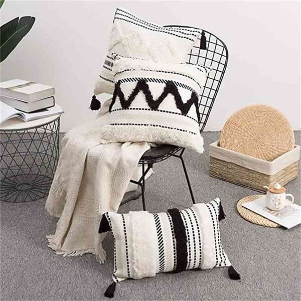 Марокко Tufted Boho Throw Billow Case Covers Covers Black White Bohemian Woven Pillow Case Case Accent Pillow для кровати современная Triba 45x45 см 210401