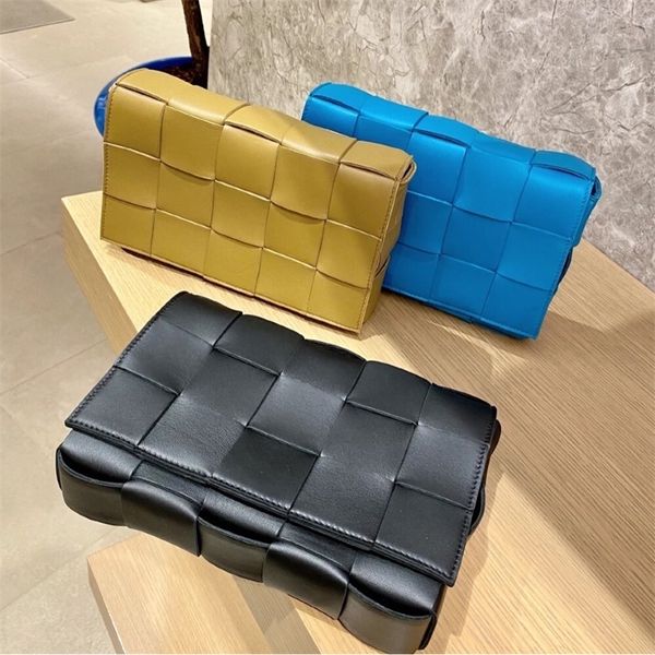 

bottegas bag designer handbags cassette woven sheep pickup belt men's single shoulder messenger women's small square pillow veneta