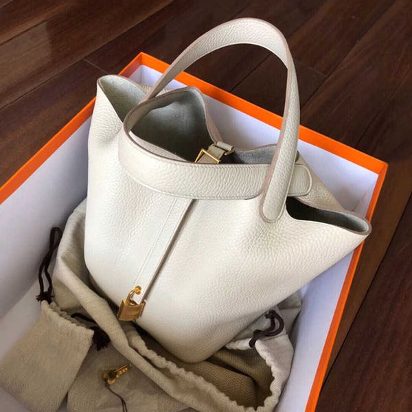 

women luxurys designers bags beautiful 2022 new chaocai basket women's bag leather bucket bag versatile simple net red handle bag cross