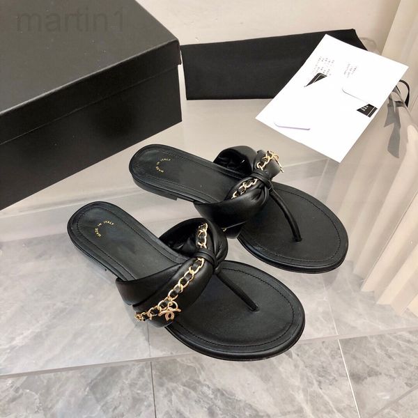 

slippers designer high version c family small fragrance bow chain herringbone slippers for women casual wear with clip toe flat bottom sanda, Black
