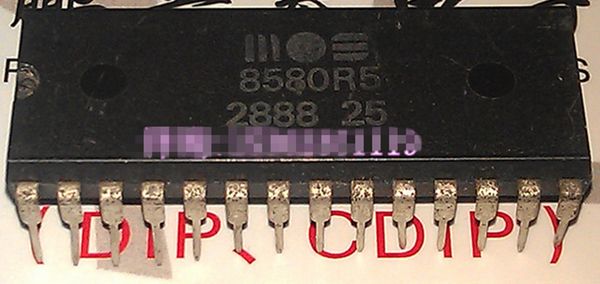 

mos 8580 8580r5 mos8580r5 8580r5a 8580r5-a . integrated circuits chips dual in-line 28 pin dip plastic package chips , mos8085r5 pdip28 elec
