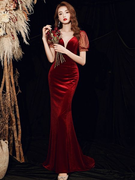 

toast dress bride elegant burgundy velvet 2021 new fishtail wedding daily style banquet dress, White;black