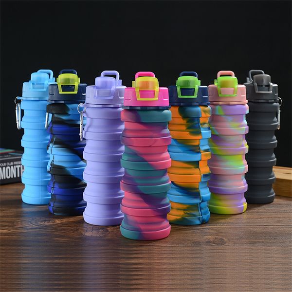 Multi colori 16oz Rainbow Silicon 500ml Bottiglie d'acqua pieghevoli Outdoor Creative Telescopic Portable Water Bottle Tazza sportiva a tenuta stagna con cinturino