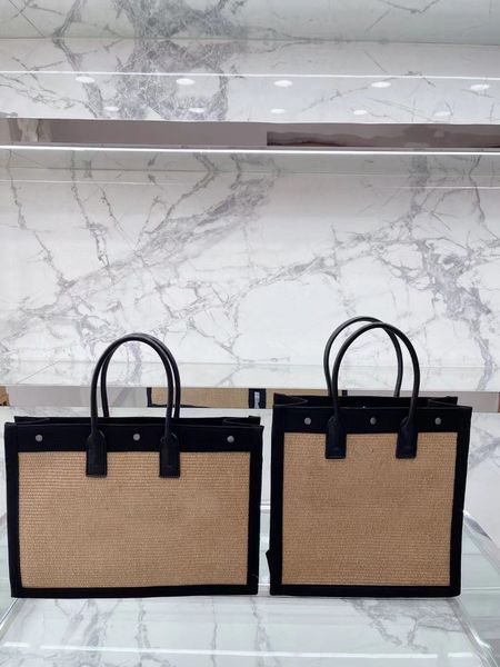 

designer design handbags, tote bags, shopping bags.