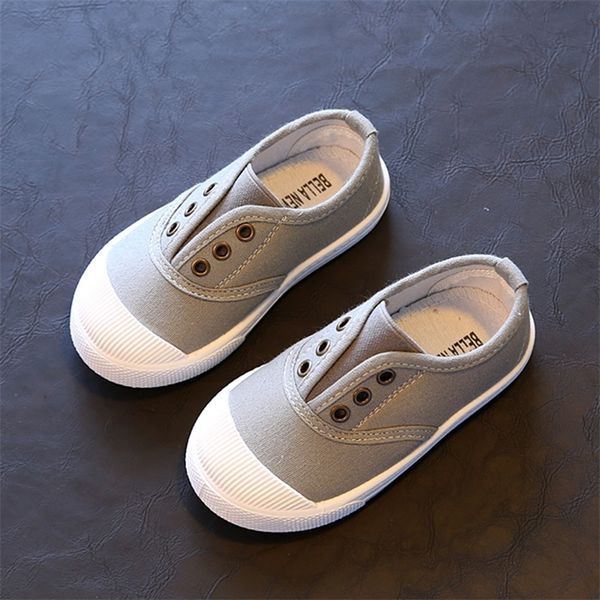 Sapatos infantis para meninos da primavera para meninos Insole 13 5 18cm Candy Color Children Casual Sneakers Moda Soft 220525