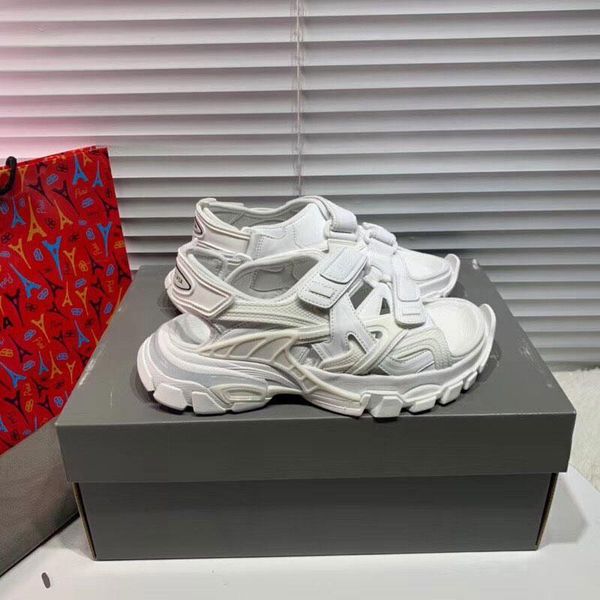 

sandals new foam outsole comfortable and non-slip wear-resistant highest version couple models 35-44 female triple s 20ss track sandals tqu, Black