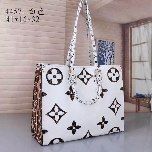 

2022 retro female bags one-shoulder messenger handbag large-capacity handbags presbyopia large printing shopping bag