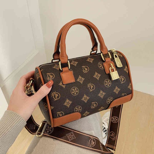 

net red winter portable boston pillow bag versatile high-capacity single shoulder bag trend