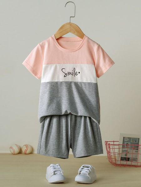 

toddler girls heart & letter graphic color block tee & shorts she, White