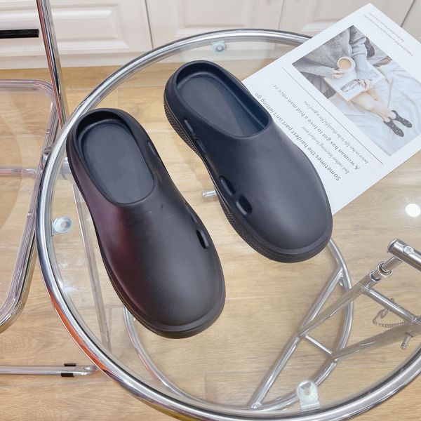 

2022 mens womens slipper slippers summer rubber sandals beach slide fashion scuffs three-dimensional font indoor shoes size 35-47 with box 0, Black